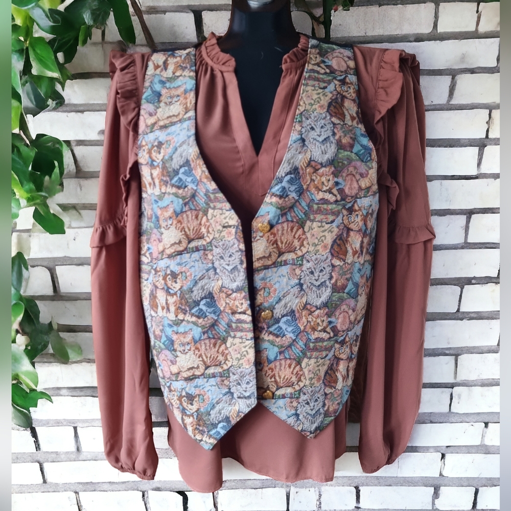 Imaginations Tapestry Vintage Cat Vest